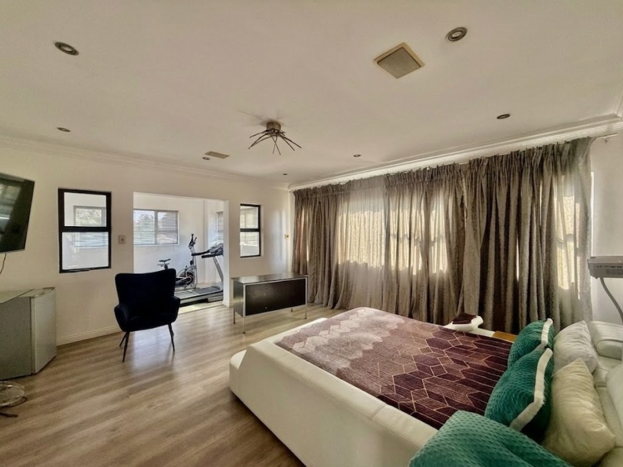 4 Bedroom Property for Sale in Birdwood Estate North West